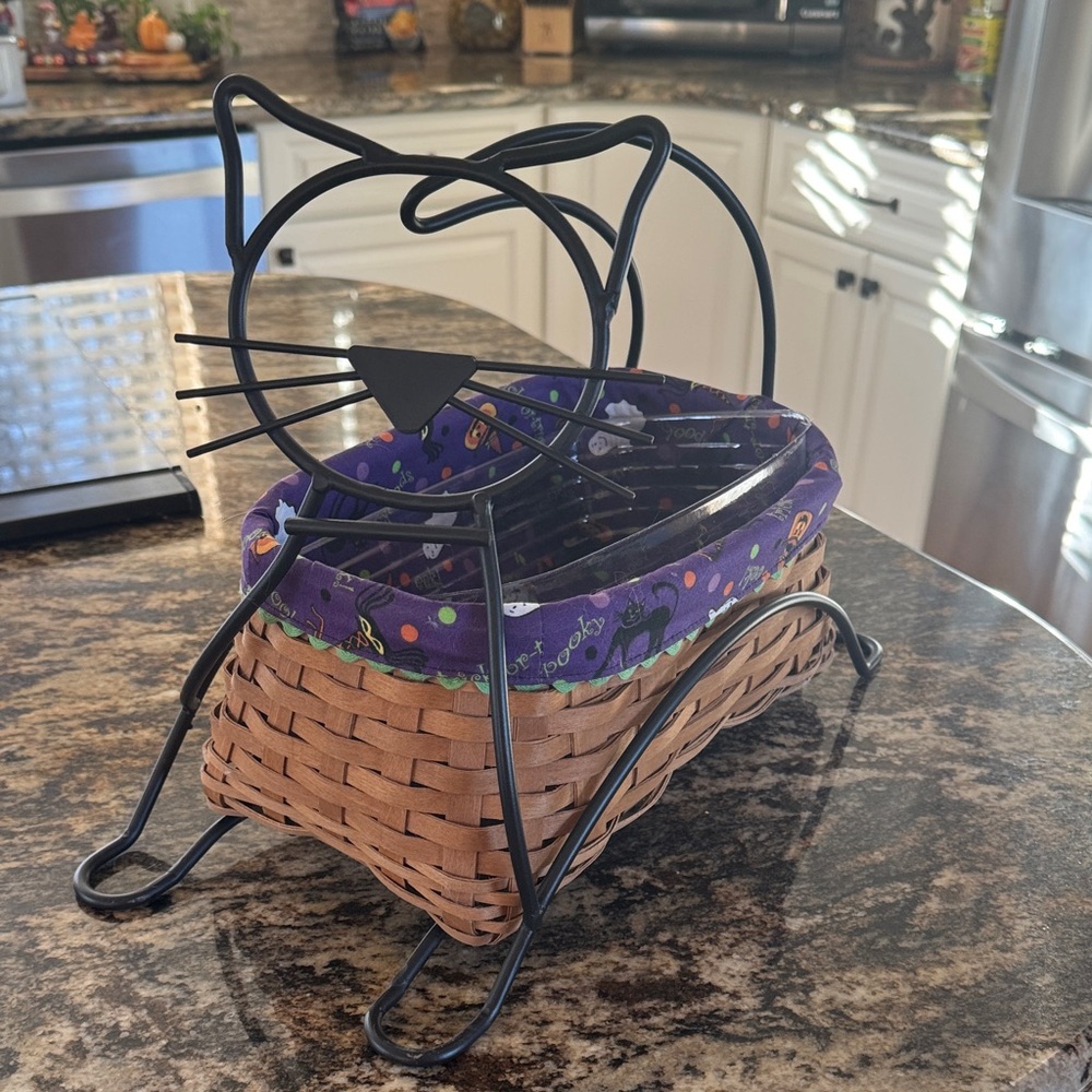 Longaberger Cat-Shaped Black Metal and Brown Wicker Basket